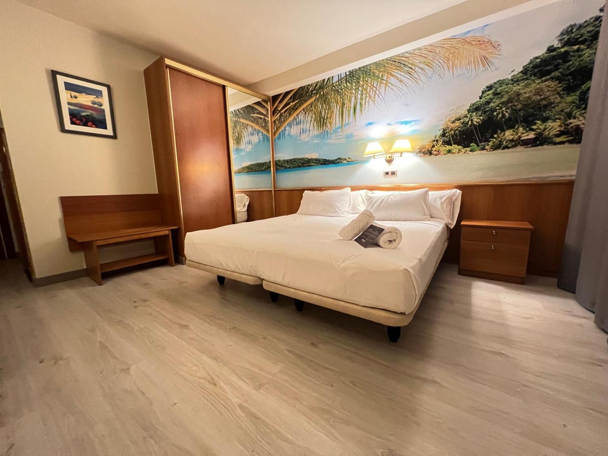 Paradise Hotel