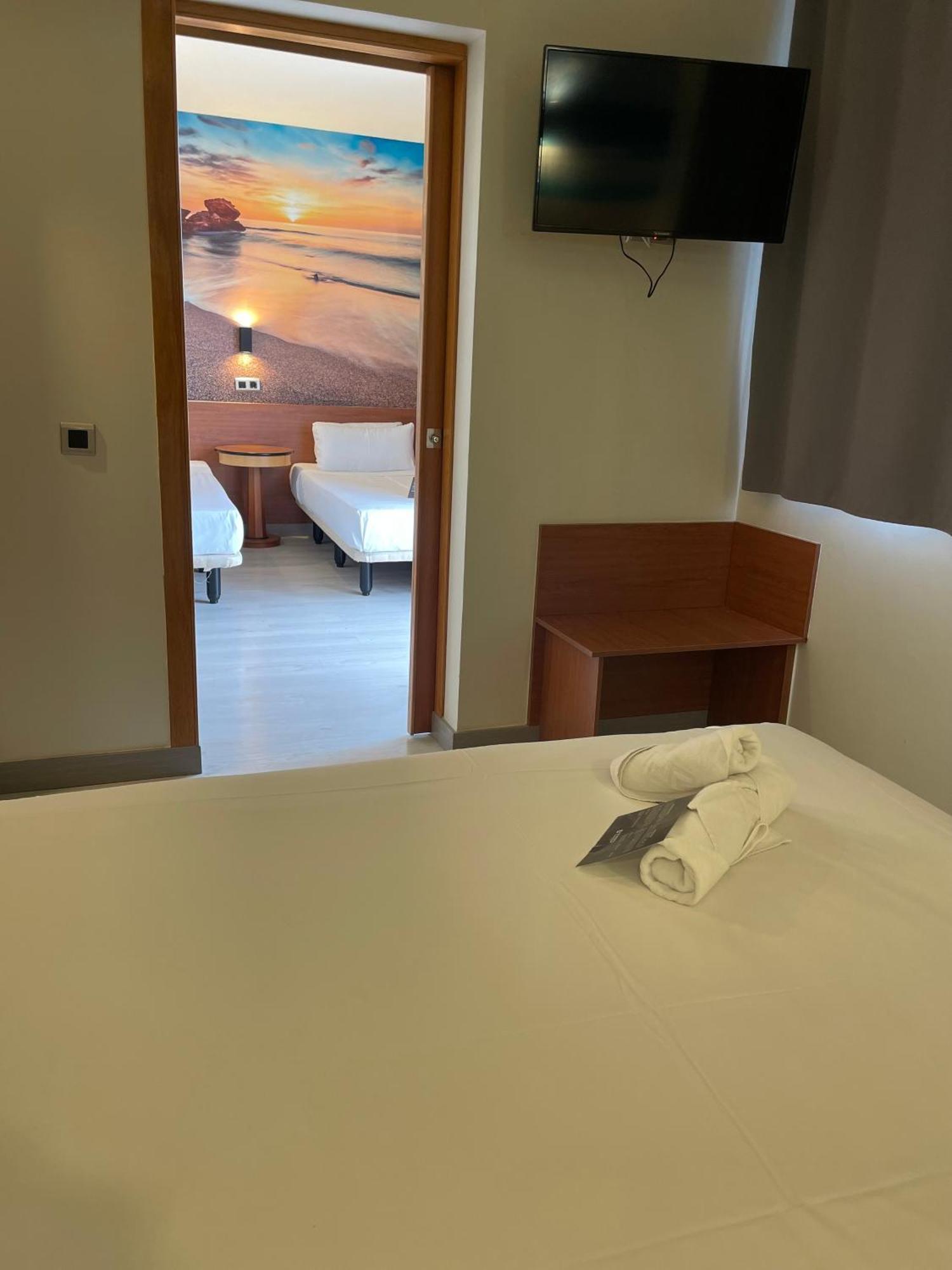 Paradise Hotel