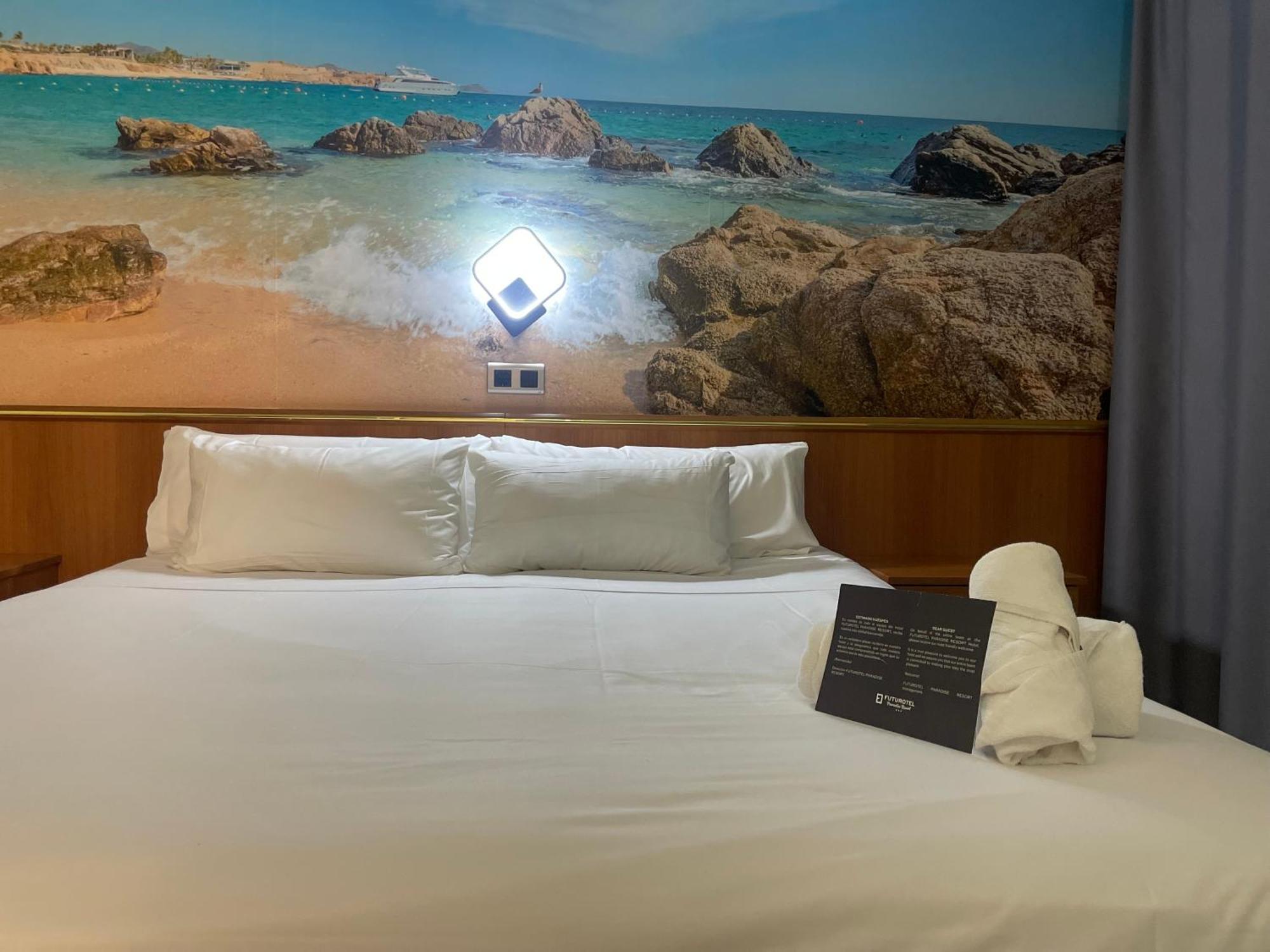 Paradise Hotel