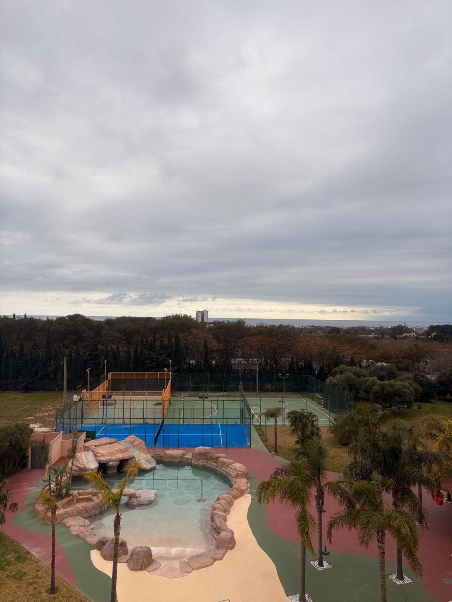 Paradise Hotel Cambrils