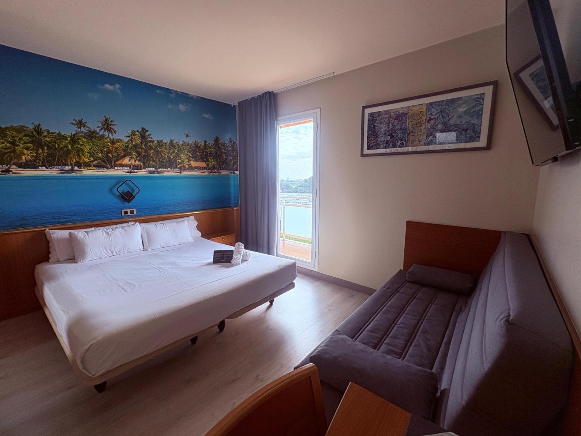 Paradise Hotel